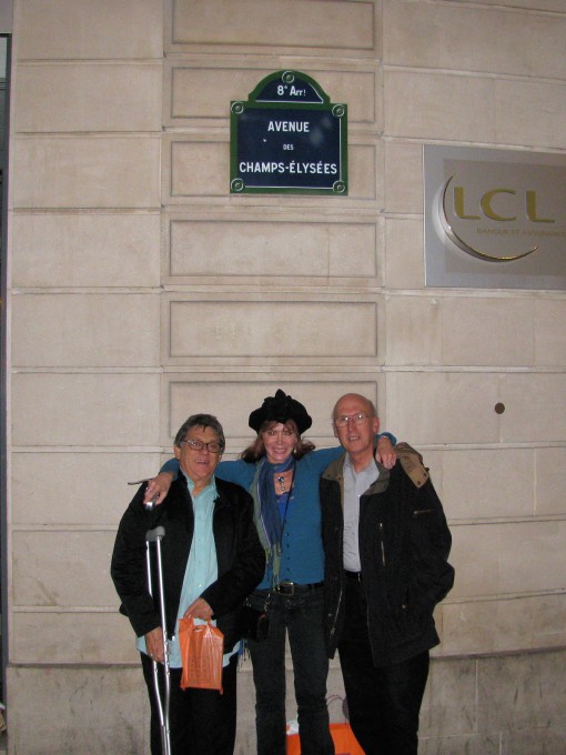 Adolf, Barbara & Jim, Avenue des Champs-&Eacute;lys&eacute;es