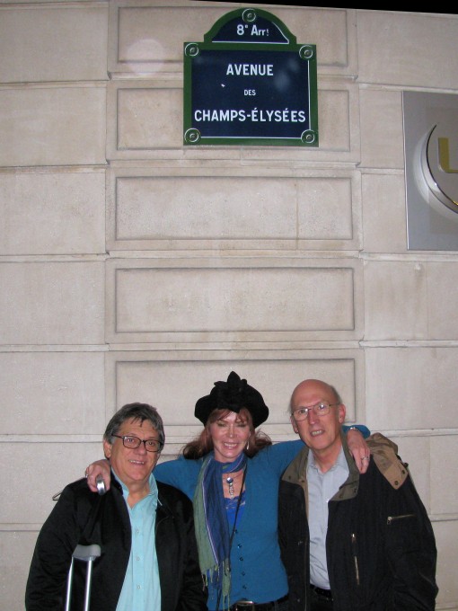 Adolf, Barbara & Jim, Avenue des Champs-&Eacute;lys&eacute;es