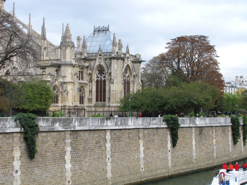 Cath&eacute;drale Notre-Dame from the Left Bank of the Seine