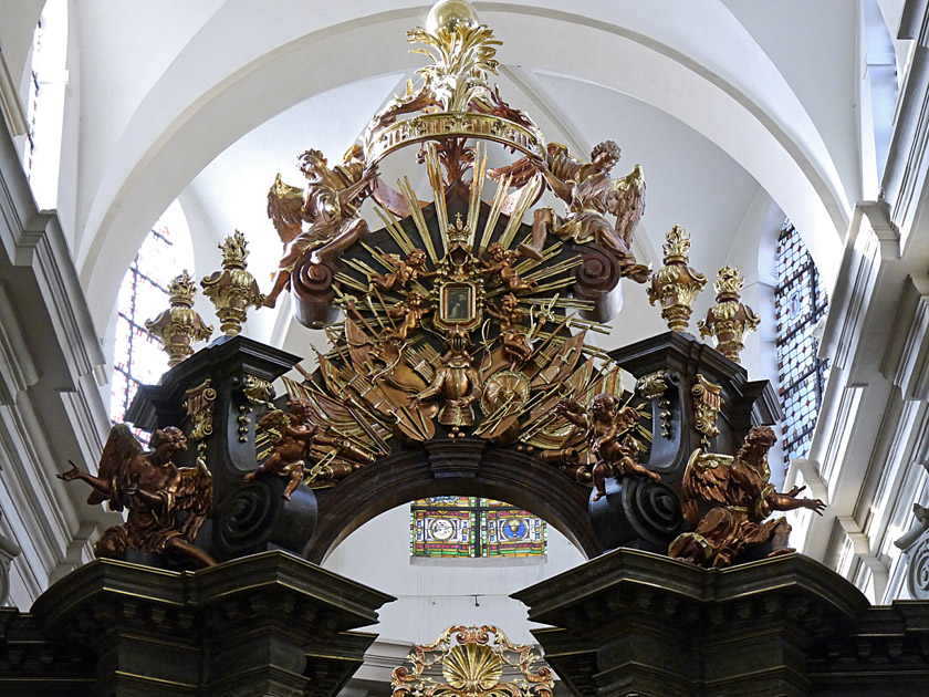 Top of Altar, Church of Our Lady Victorious in Mal&aacute; Strana