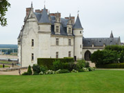 Loire Valley<br>Ch&acirc;teaux