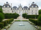 Ch&acirc;teau Cheverny, Exterior
